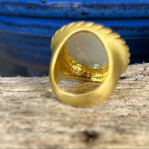 Dolomite 18k Button Sheila Fajl GLOW Masterpiece Statement Cocktail Ring - Picture 13 of 14